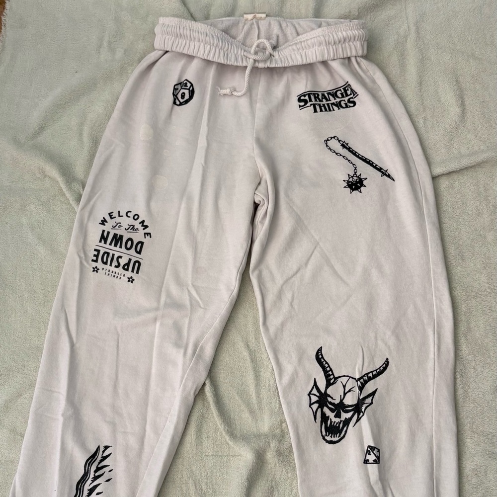 PacSun Stranger Things White Knit Apparel